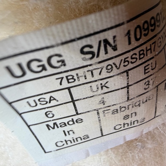 UGG Classic Mini Twist Chestnut Suede Fur Boots Womens Size 6 - Picture 8 of 11